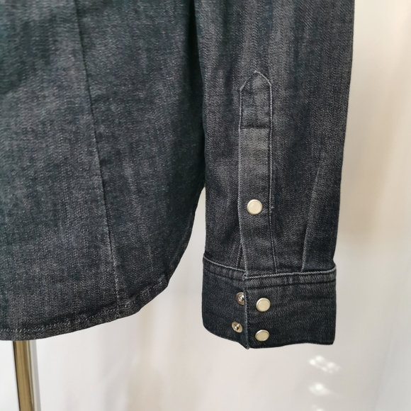 Levi's Tailored Denim Women's Blouse 🥰 - Picture 5 of 7